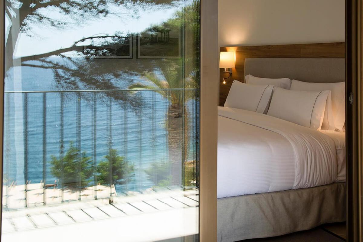 Chambre Double ou Lits Jumeaux avec Lit d'Appoint - Vue sur Mer