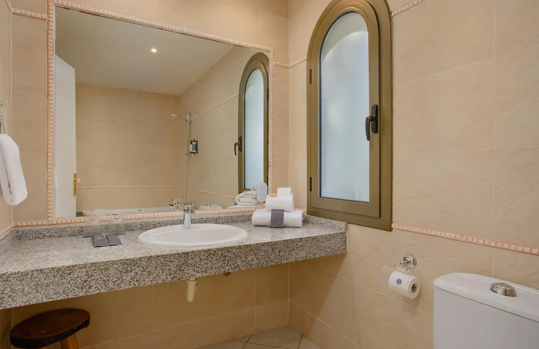 Eden Roc Hotel & Spa By Brava Hoteles-1